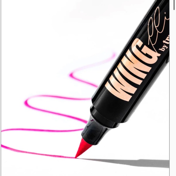 TRU GLUE WING FLING EYELINER STAMP - Picture 5 of 5